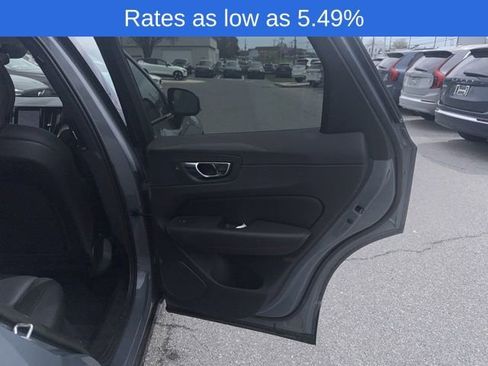 Used 2023 Volvo XC60 B5 Plus w/ Protection Package Premier image 8