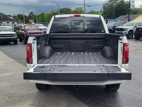 Used 2025 Ford F150 Platinum AWD/4WD image 4