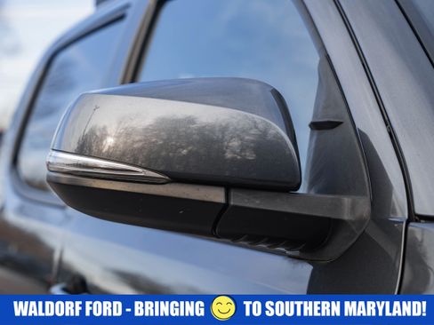 Used 2019 Toyota Tacoma 4x4 Double Cab image 17