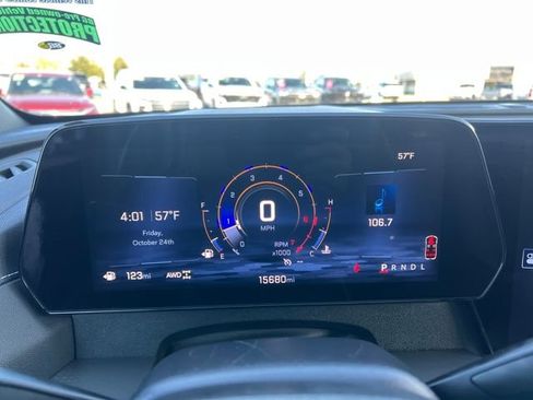 Certified 2025 Chevrolet Traverse LT image 21