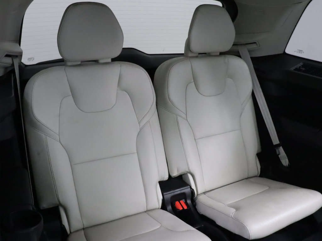 Used 2023 Volvo XC90 B6 Plus AWD/4WD image 29