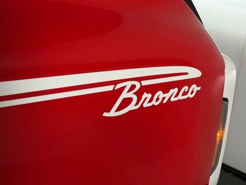 Used 2024 Ford Bronco Heritage Edition image 13