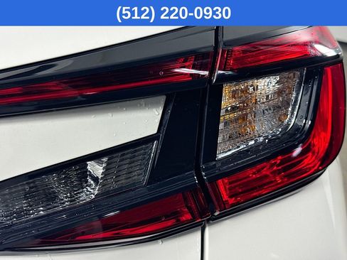 Certified 2025 Subaru Crosstrek 2.0i Premium image 33