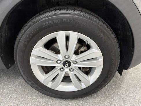 Used 2018 Kia Sportage LX AWD/4WD image 14