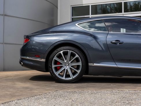Used 2023 Bentley Continental GT Azure AWD/4WD image 9