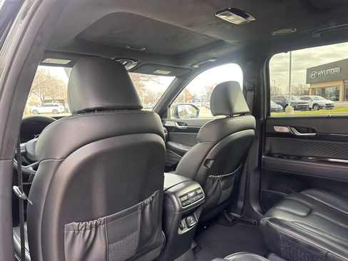 Used 2025 Hyundai Palisade Calligraphy image 17