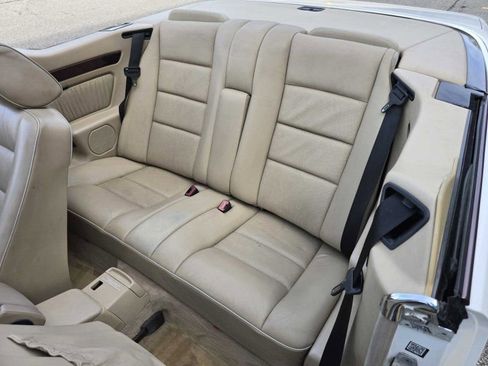 Used 1995 Mercedes-Benz E 320 Convertible image 8