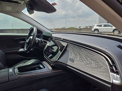 Certified 2024 Mercedes-Benz E 350 4MATIC Sedan image 13