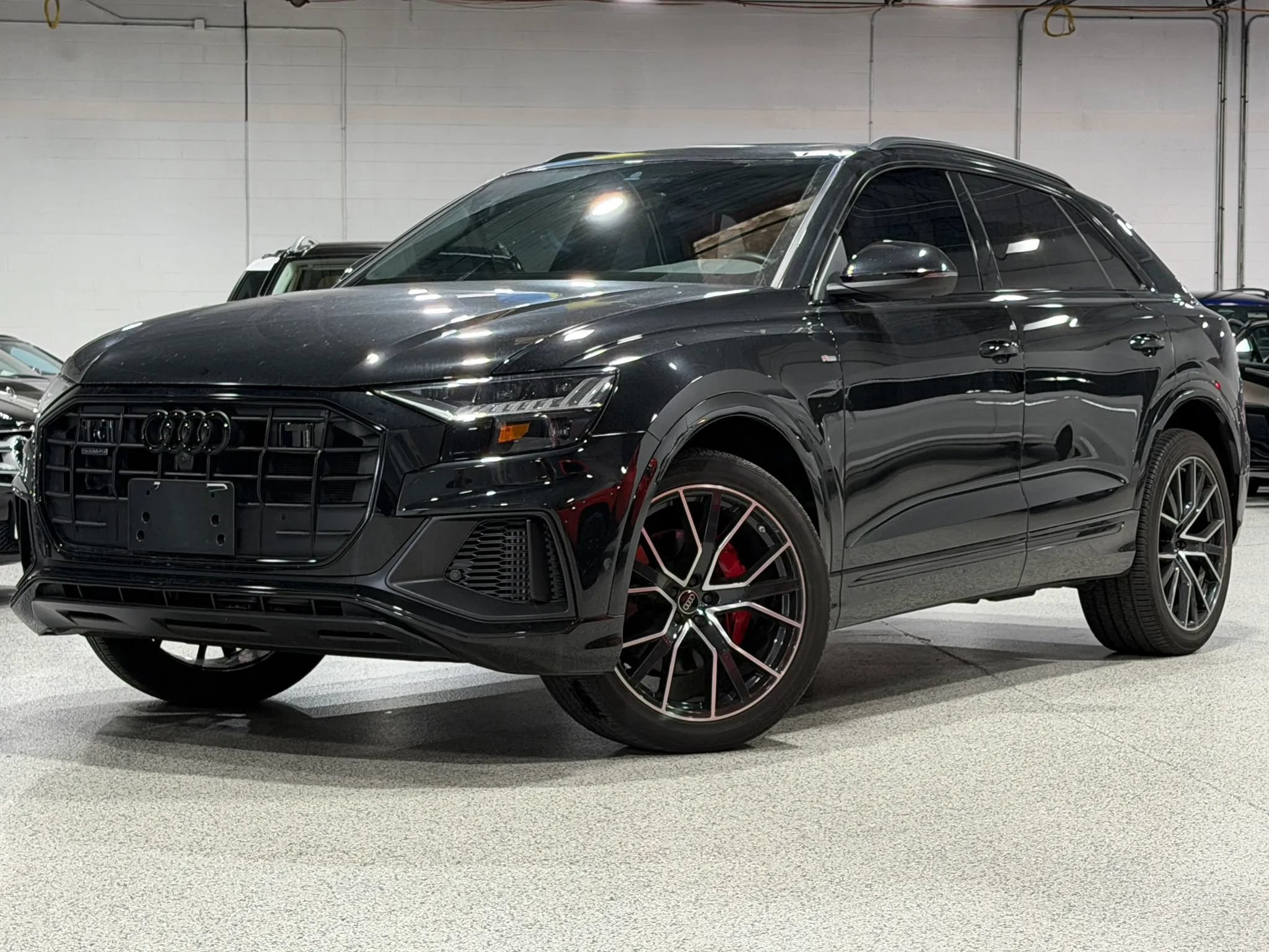 Used 2023 Audi Q8 Premium Plus AWD/4WD image 2
