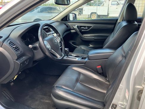 Used 2018 Nissan Altima 2.5 SL FWD image 3