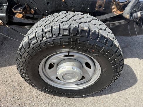 Used 2019 Ford F350 XL w/ Power Equipment Group image 10