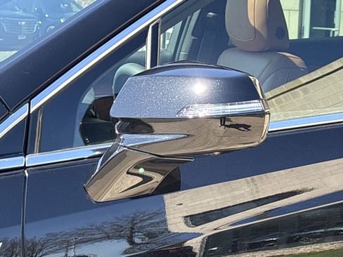 New 2026 Cadillac XT5 Premium Luxury w/ LPO, ONYX Package image 19