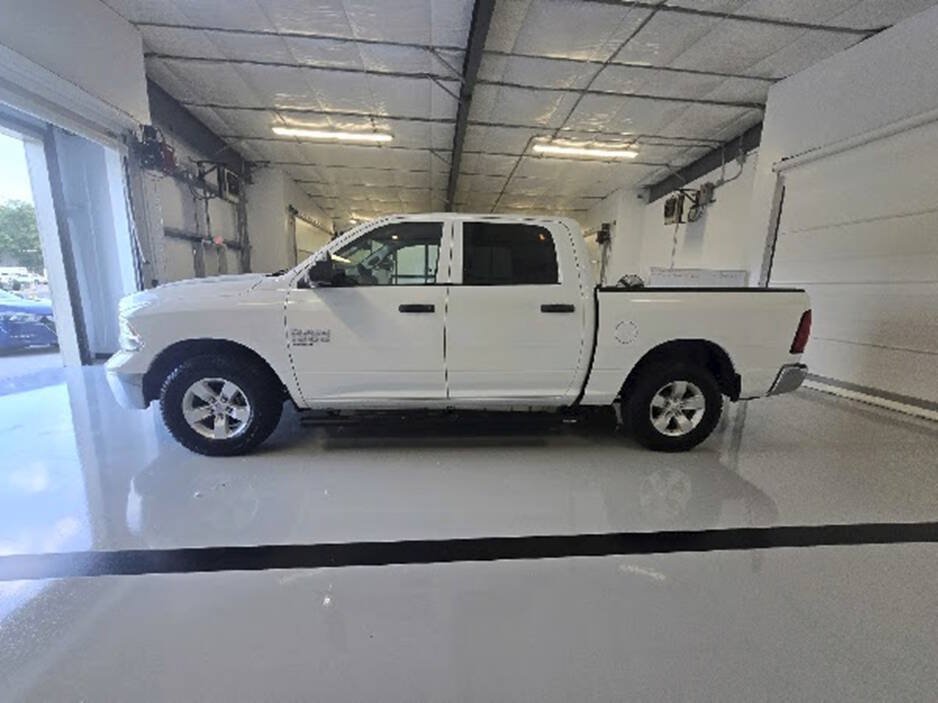 Used 2022 RAM 1500 Tradesman w/ Chrome Appearance Group AWD/4WD image 6