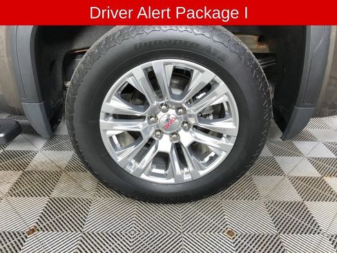 Used 2019 GMC Sierra 1500 Denali w/ Driver Alert Package II AWD/4WD image 21