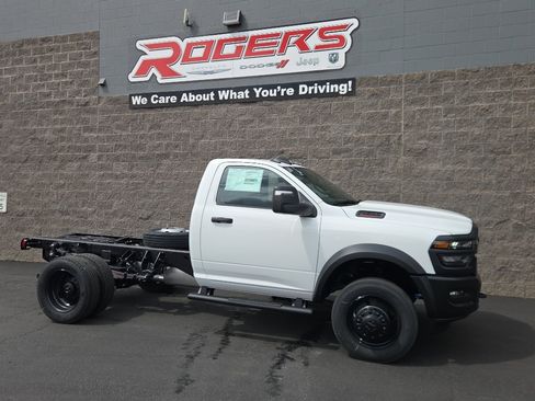 New 2026 RAM 4500 Tradesman AWD/4WD image 6