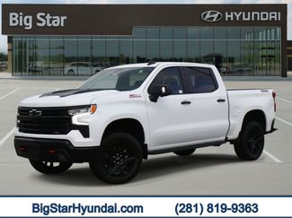 Used 2025 Chevrolet Silverado 1500 LT Trail Boss w/ LT Trail Boss Premium Package AWD/4WD video 1