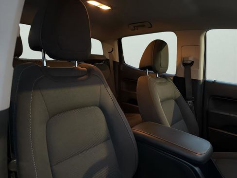 Used 2019 Chevrolet Colorado LT image 15