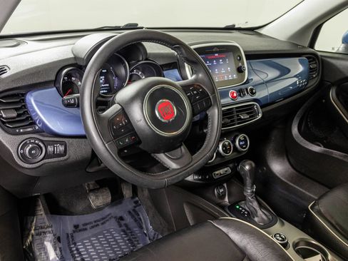 Used 2018 FIAT 500X Lounge w/ Lounge Premium Package (AWD) image 3