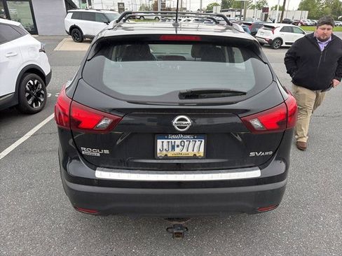 Used 2017 Nissan Rogue Sport SV w/ SV All-Weather Package AWD/4WD image 8
