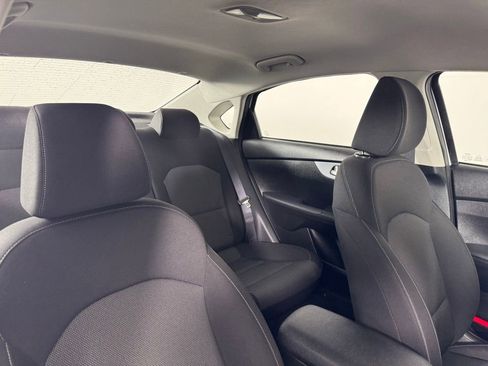 Used 2024 Kia Forte LXS image 28