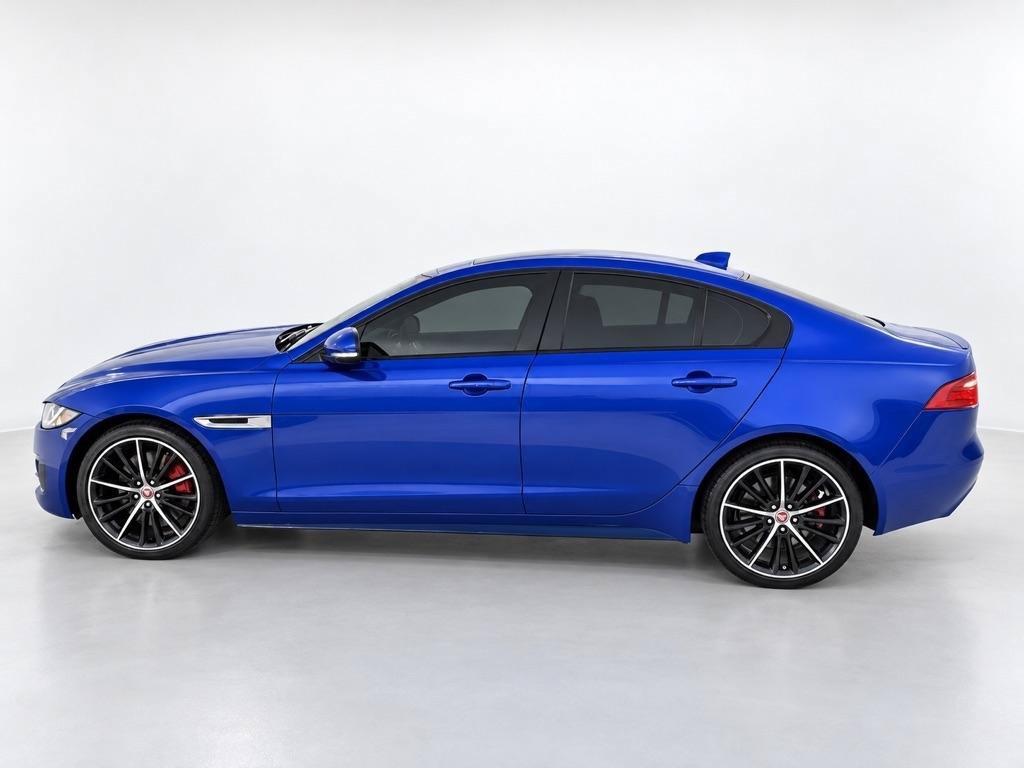 Used 2018 Jaguar XE S AWD/4WD image 7