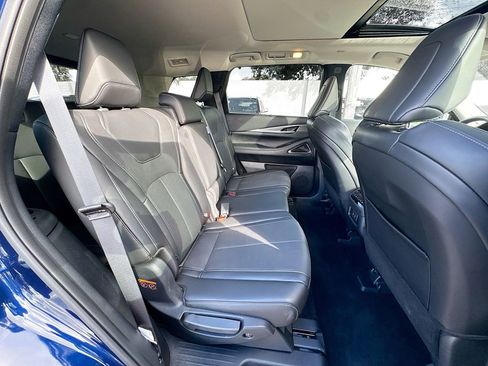 Certified 2026 INFINITI QX60 Luxe w/ Cargo Package FWD image 31
