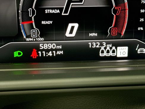 Used 2024 Lamborghini Urus Performante AWD/4WD image 17
