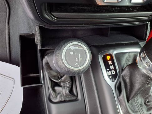 Used 2022 Jeep Wrangler Sport AWD/4WD image 20