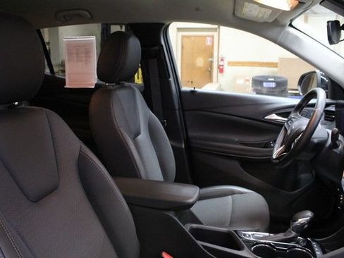 Certified 2024 Buick Encore GX Preferred w/ Comfort Package AWD/4WD image 10