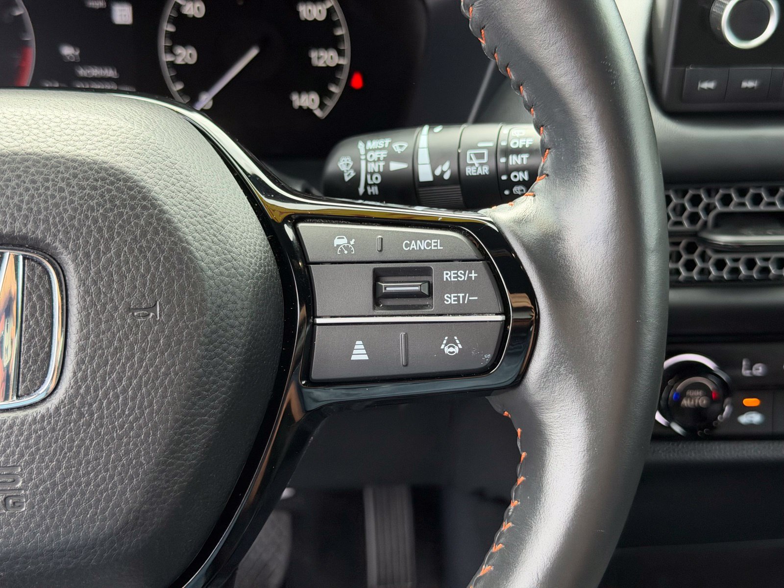 Used 2024 Honda HR-V Sport image 17