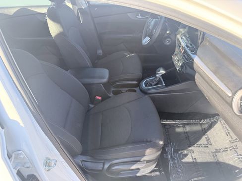 Used 2020 Kia Forte LXS image 23