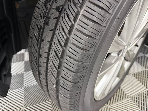 Used 2017 Toyota RAV4 Limited w/ Advanced Technology Package image 28