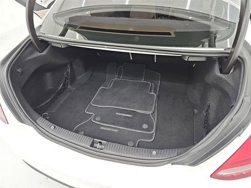 Used 2015 Mercedes-Benz C 300 Sedan image 16