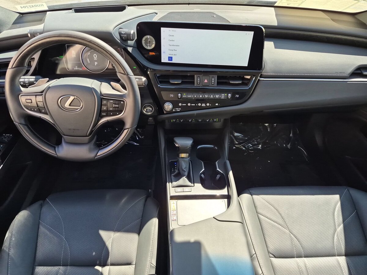 Used 2024 Lexus ES 300h w/ Accessory Package (Z1) FWD image 29