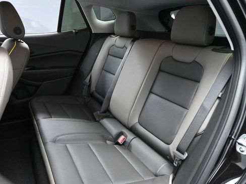 Used 2026 Chevrolet Trax ACTIV w/ Driver Confidence Package image 30