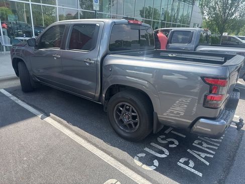 Certified 2024 Nissan Frontier SV w/ SV Convenience Package RWD image 4