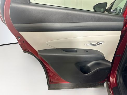 Used 2026 Hyundai Tucson SEL FWD image 25