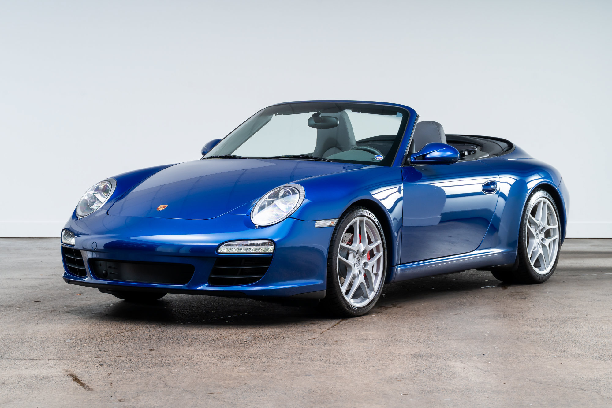 Used 2009 Porsche 911 Carrera S RWD image 4