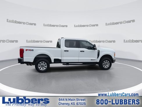 Used 2023 Ford F250 XLT w/ FX4 Off-Road Package image 9