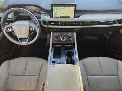 Used 2022 Lincoln Aviator Reserve w/ Elements Package Plus image 25