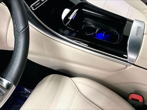 Used 2026 Mercedes-Benz GLC 300 4MATIC image 17