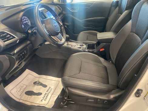 Used 2023 Subaru Forester Premium AWD/4WD image 28