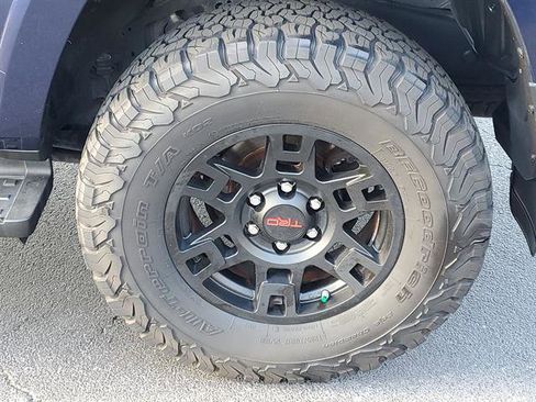 Used 2018 Toyota 4Runner SR5 Premium image 41