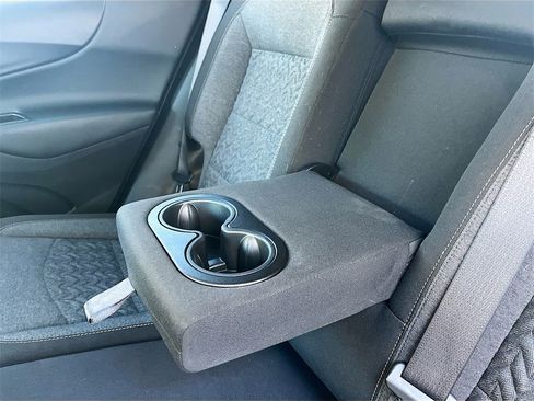 Used 2024 Chevrolet Equinox LT image 27