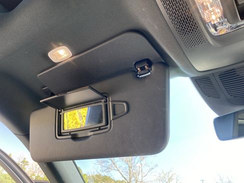 Used 2022 Mercedes-Benz GLE 350 4MATIC image 44