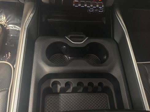 Used 2021 RAM 1500 Laramie image 22