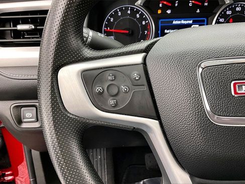 Used 2023 GMC Acadia SLE w/ Driver Convenience Package image 18