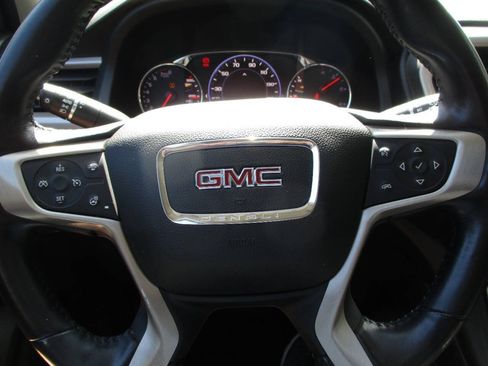 Used 2021 GMC Acadia Denali w/ Denali Ultimate Package AWD/4WD image 24