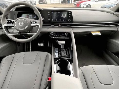 New 2026 Hyundai Elantra SEL Sport Premium FWD image 5