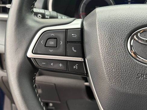 Used 2025 Toyota Highlander XSE AWD/4WD image 37
